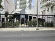 Casa con Uso de Suelo Casa con Uso de Suelo