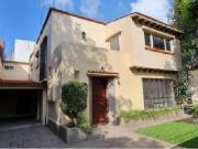 Casa con uso de suelo en la Colonia Insurgentes San Borja