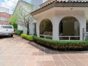 Casa con uso de suelo en venta en Santa Cruz del Monte,...