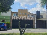 Casa con uso de suelo mixto Fraccionamiento La Joya,...