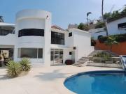 CASA CON VISTA A CANTILES MOZIMBA