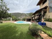 CASA CON VISTA AL LAGO