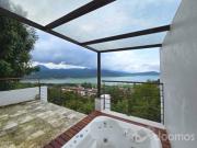 Casa amueblada con vista al lago, alberca y cancha de...
