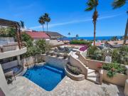 Casa con vista al mar, jardín, alberca privada y...