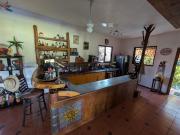 Casa con vista al mar y al rio en Barra de Navidad...