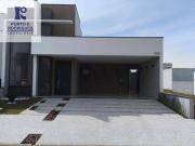 Casa Cond.Campos do Conde II, Sala Pe direito alto, 3...