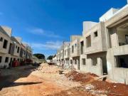 Casa cond fechado em construção a venda na região das...