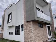 casa condominio en venta en alfaguara. Cod V4821