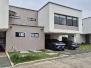casa condominio en venta en pance la viga. Cod V108259