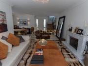 CASA CONDOMÍNIO FECHADO 4 SUITES 3 VAGAS ESPAÇO GOURMET...