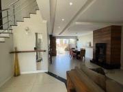 Casa Condomínio para Venda 200m², 3 dormitórios, sendo 1...