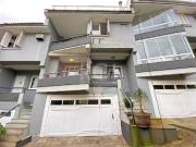 Casa Condominio para Venda 215.51m², 3 dormitórios,...