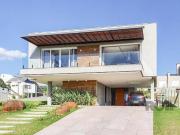 Casa Condominio para Venda 293.86m², 3 dormitórios,...