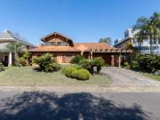 Casa Condominio para Venda 596m², 4 dormitórios, sendo 4...