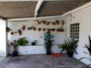 Casa construída nos fundos, tereno 250 m², 100 m² por R$...