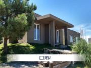 Casa Costa Esmeralda