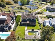 CASA COUNTRY DE LA SIERRAS