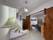 Casa cuatro ambientes con jardin y pileta a la venta en...