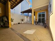 Casa Dúplex em Condomínio Fechado com 3 Quartos, Suíte e...