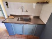 Casa da frente 02 dormitórios para locação com 152m² por...