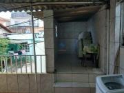 Casa de 03 quartos, 01 suíte, 02 vagas 02 lojas e 03...