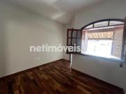 Casa de 03 quartos no São João Batista