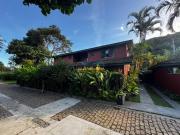 Casa de 04 quartos a 70m da praia de CAMBURI