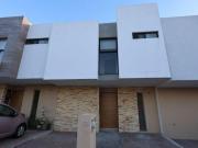 Casa de 110 m² con 3 habitaciones en venta en...