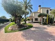 Casa de 1229 m2 en venta Elche, Comunidad Valenciana