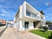 Casa de 151 m² à venda Seixal, Setúbal