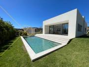 Casa de 153m2 moderna y sostenible en S'Agaró: Lujo...