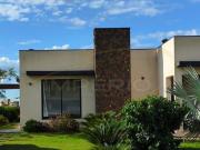 Casa com 3 quartos, sendo 2 suítes no Riviera de Santa...