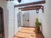 Casa de 180 m2 con 3 dormitorios en alquiler en Los Guindos