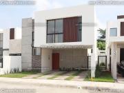 Casa de 180m² con Recámara en PB. Ideal para tu familia....