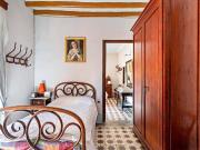 Casa de 1900 con huerto y terreno urbano en pleno centro...