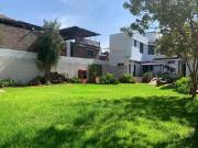 CASA DE 1,000 M2, CON AMPLIO JARDÌN EN AV. COLÒN JLB Y...