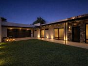 Casa de 1 Nivel diseñada para vivir con Comodidad y...