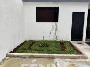 Casa de 1 nivel en venta a 1 cuadra de Av. Atenas...