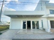 Casa de 1 piso con tres habitaciones en Rosendo Garcés...