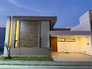 CASA DE 1 PISO EN PARQUE CHIAPAS