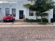 CASA DE 1 PISO EN VENTA EN PORTONES DEL CAMPESTRE NORTE...