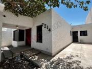 Casa de 1 Piso. Fraccionamiento Pradera Dorada