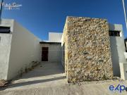 Casa de 1 piso y 2 recámaras en venta, en Chelem,...