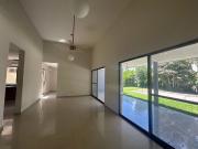Casa de 1 planta, de 3 recámaras, sin muebles, con...