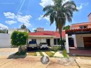 Casa de 1 planta en renta en Club de Golf La Hacienda