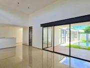 CASA DE 1 PLANTA en venta, 3 Recámaras en Privada, San...