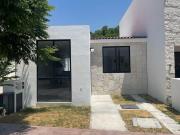 CASA DE 1 PLANTA EN VENTA CIUDAD MADERAS QUERETARO