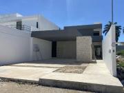 CASA DE 1 PLANTA EN VENTA EN CHOLUL AL NORTE DE MÉRIDA