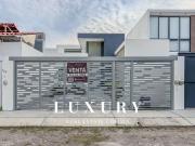 Casa de 1 planta en venta frente a zentralia