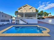 Casa de 216 m2 en venta Chiva, España